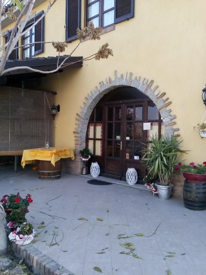 Agriturismo San Martino 카스틸리오네티넬라 외부 사진