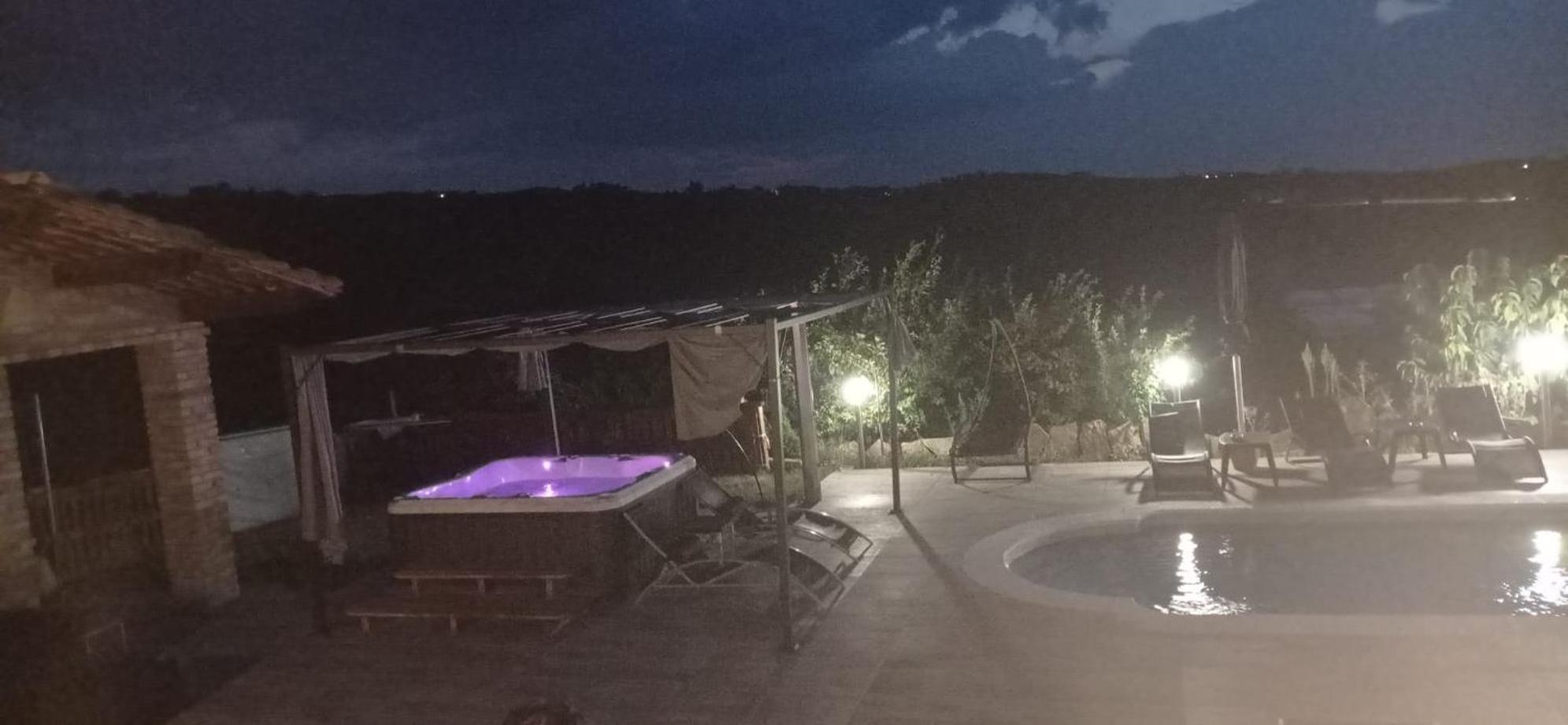 Agriturismo San Martino 카스틸리오네티넬라 외부 사진